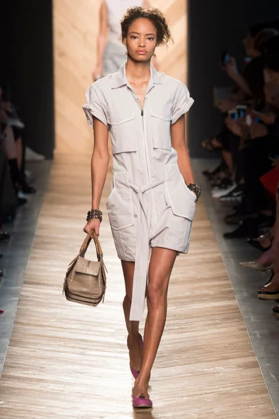 Look 45